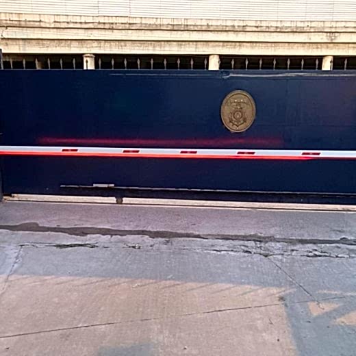 Takay Otomatik Kapı Sistemleri, Modern ve güvenilir otomatik kapı sistemleri.