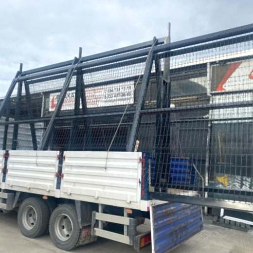 Takay Otomatik Kapı Sistemleri, Modern ve güvenilir otomatik kapı sistemleri.